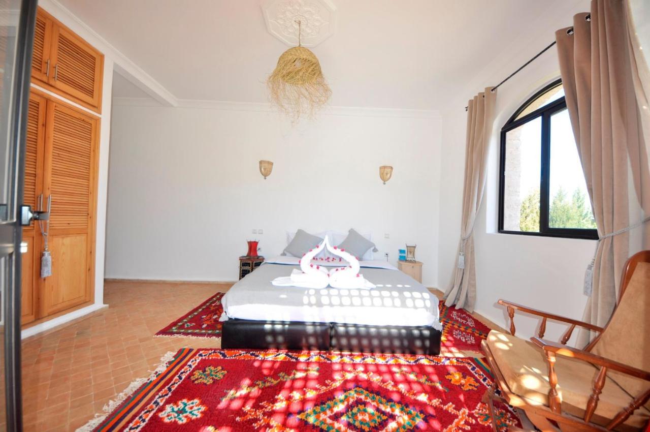 Villa Dar Sultana Есувейра Екстериор снимка