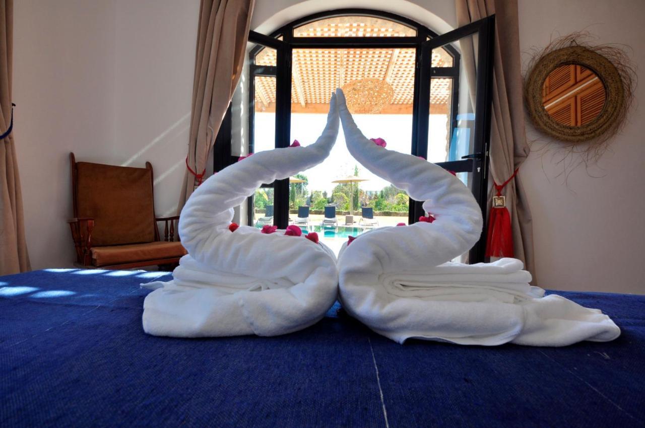 Villa Dar Sultana Есувейра Екстериор снимка